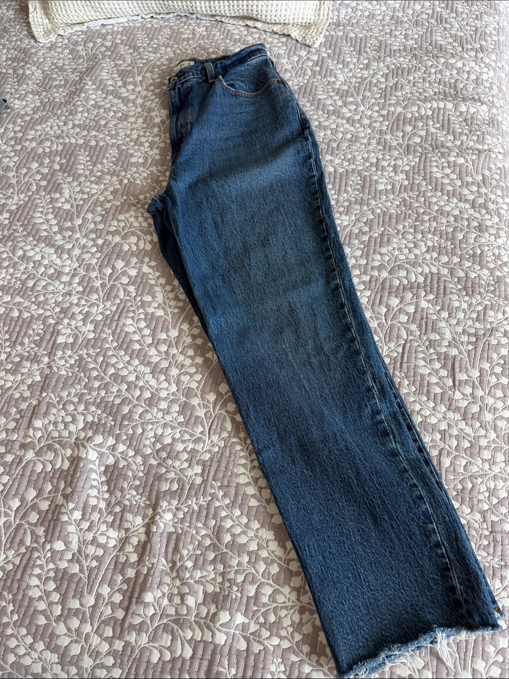 Abercrombie & Fitch Straight-Leg Jeans in Dark Blue Denim
